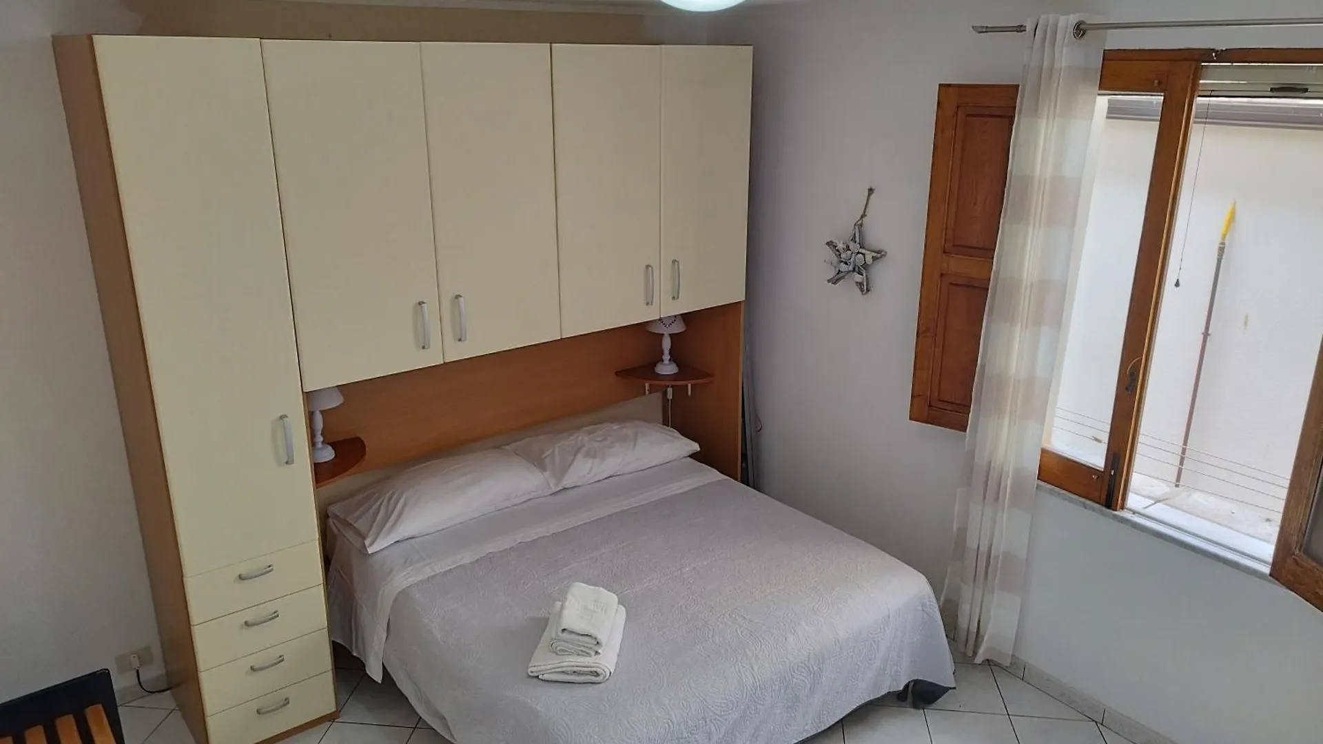 Cortile Maggiore Home Cefalu 0*,  Italy